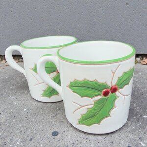 Vintage Italian Pottery Coffee Mug Cup Set 2 Mugs Holly Berry Christmas Mugs Set